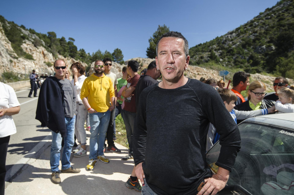 <p>Jurica Milatić&nbsp;Biskup&nbsp;jedan je od najzaslužnijih za otvaranje ceste između Svete Nedjelje i Dubovice&nbsp;na Hvaru&nbsp;</p>

<p>&nbsp;</p>