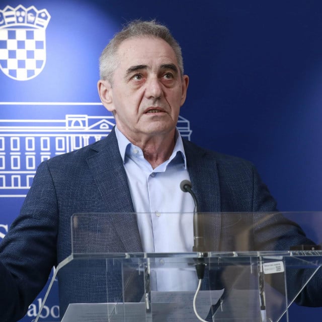 <p>&nbsp;Damir Bakić:&nbsp;Postojeći zakon ne&nbsp;vrednuje adekvatno civilne invalidske mirovine onih koji su nakon rata nastavili raditi, ali su imali nesreću da ih je zadesio neki drugi gubitak radne sposobnosti</p>