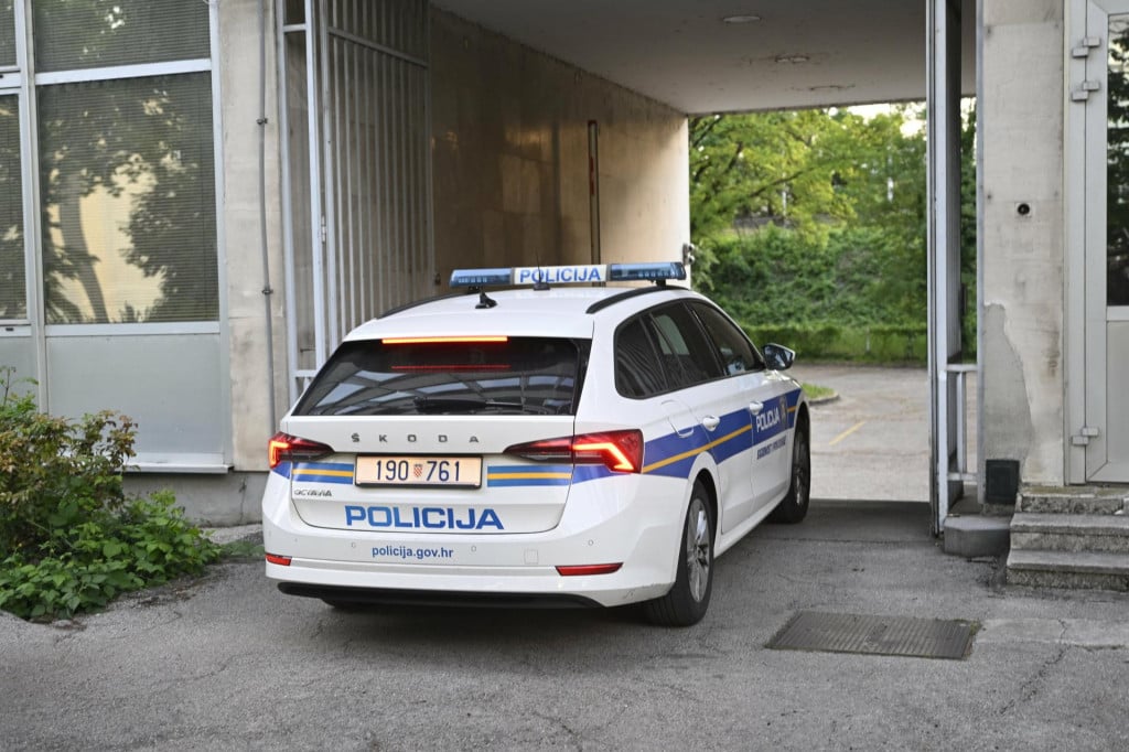 <p>Zagrebačka policija privela je 57-godi&scaron;nju državljanku Bugarske (ilustracija)</p>

<p>&nbsp;</p>

<p><br>
&nbsp;</p>