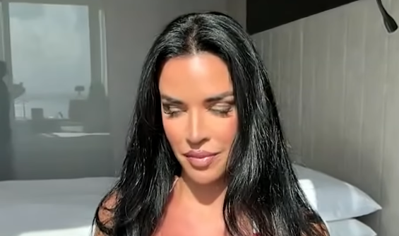Ivana Knoll gadno napala suca, nekima to nije najbolje sjelo. Dijeli se poruka, zasjenila je i njezin minijaturni bikini