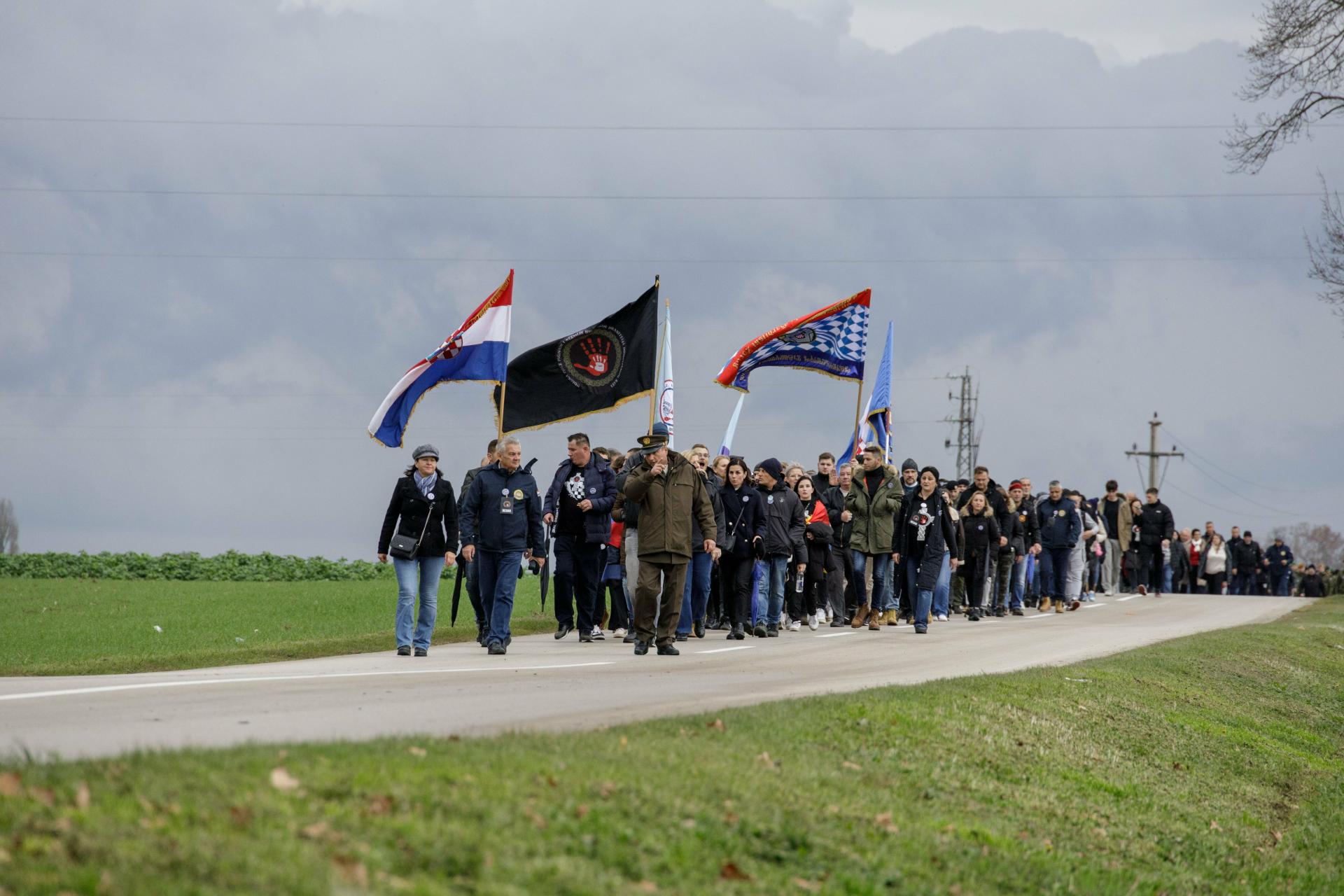 U ponedjeljak počinje ultramaraton Vukovar - Srebrenica; trajat će pet dana, prvu dionicu otrčat će i hrvatski ministar
