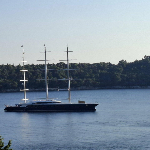 <p>Jahta Black Pearl</p>