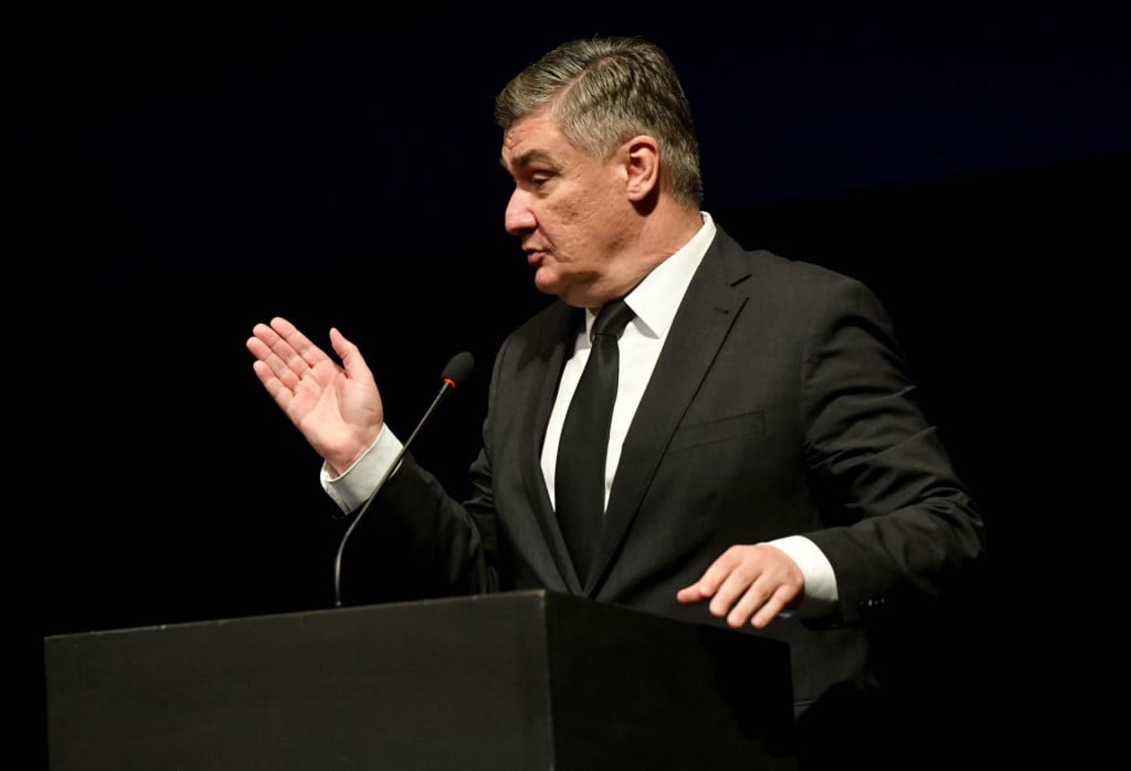 <p>&nbsp;</p>

<p>&nbsp;</p>