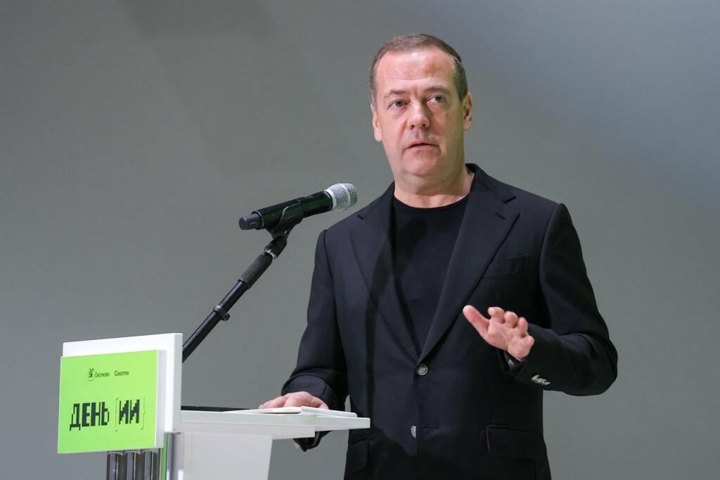 <p>Zamjenik predsjednika ruskog Vijeća sigurnosti Dmitrij Medvedev<strong>&nbsp;</strong>zaprijetio je Finskoj&nbsp;</p>