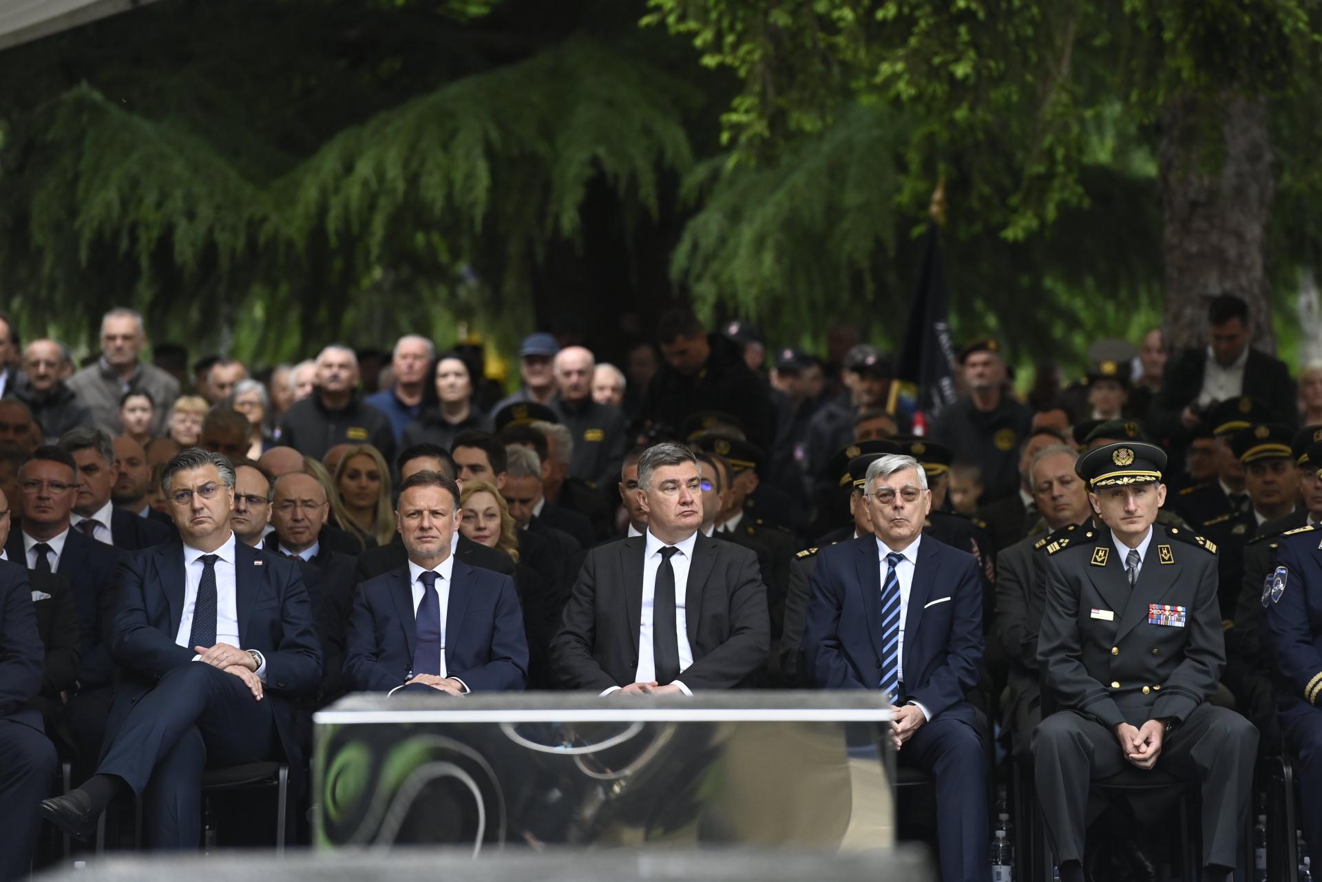 Ivica Ivanišević: General Tihomir Kundid žrtva je vršnjačkog nasilja i hrvatska verzija Voltaireova Candidea