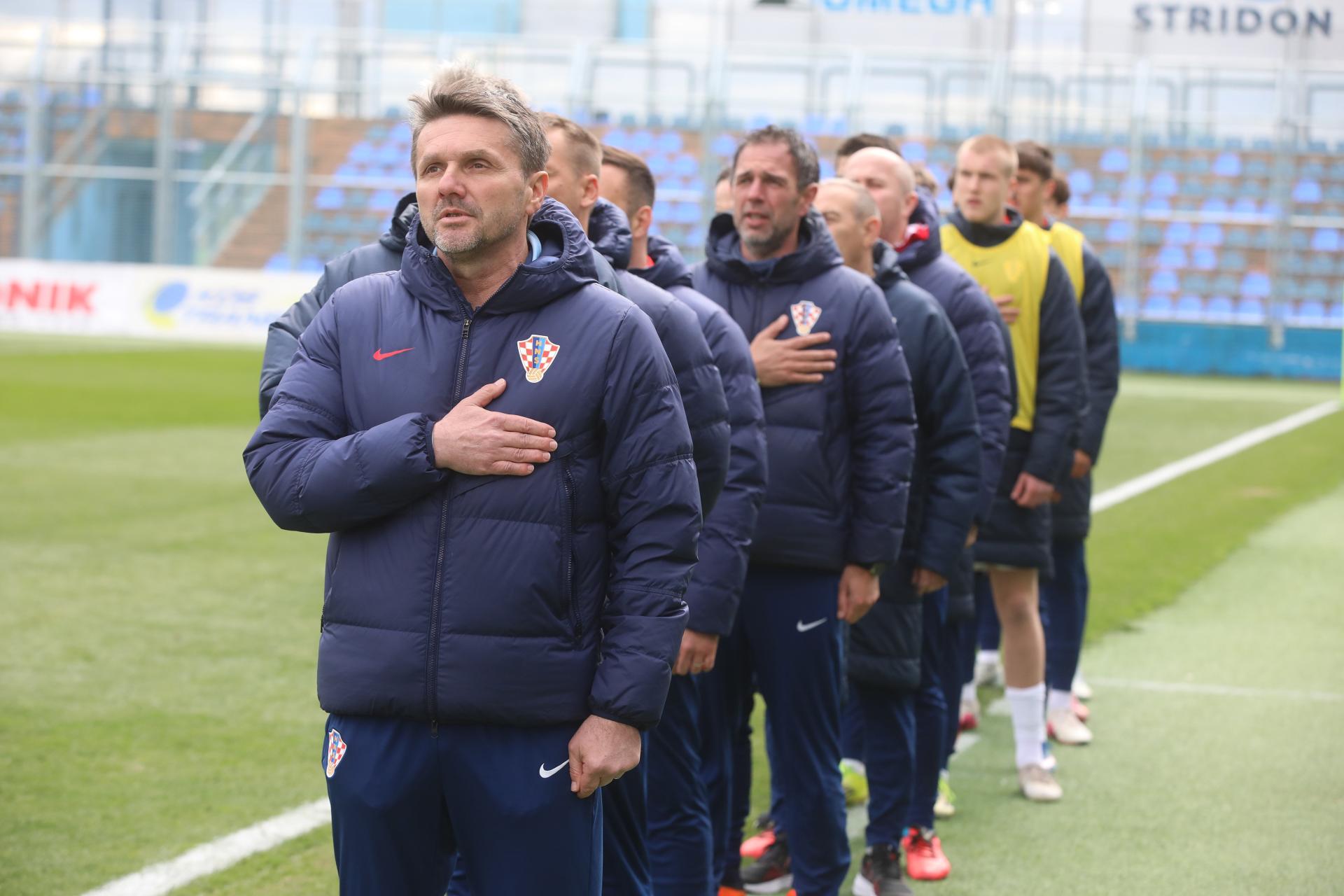 Hrvatska protiv Srbije danas lovi polufinale Eura, vodi je bivši trener Hajduka. Evo gdje možete pogledati utakmicu