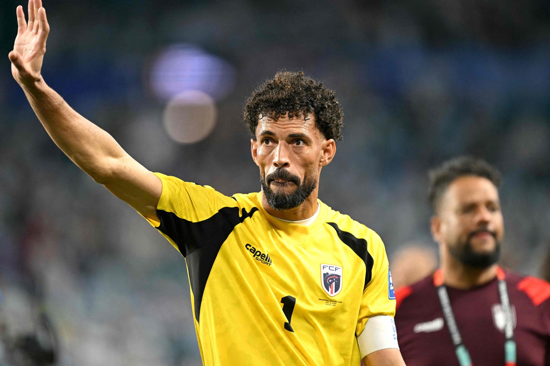 Nikad nije kasno: vratar Zelenortskih otočja u 40. godini pred transferom života, stigla je ponuda koja se ne odbija!