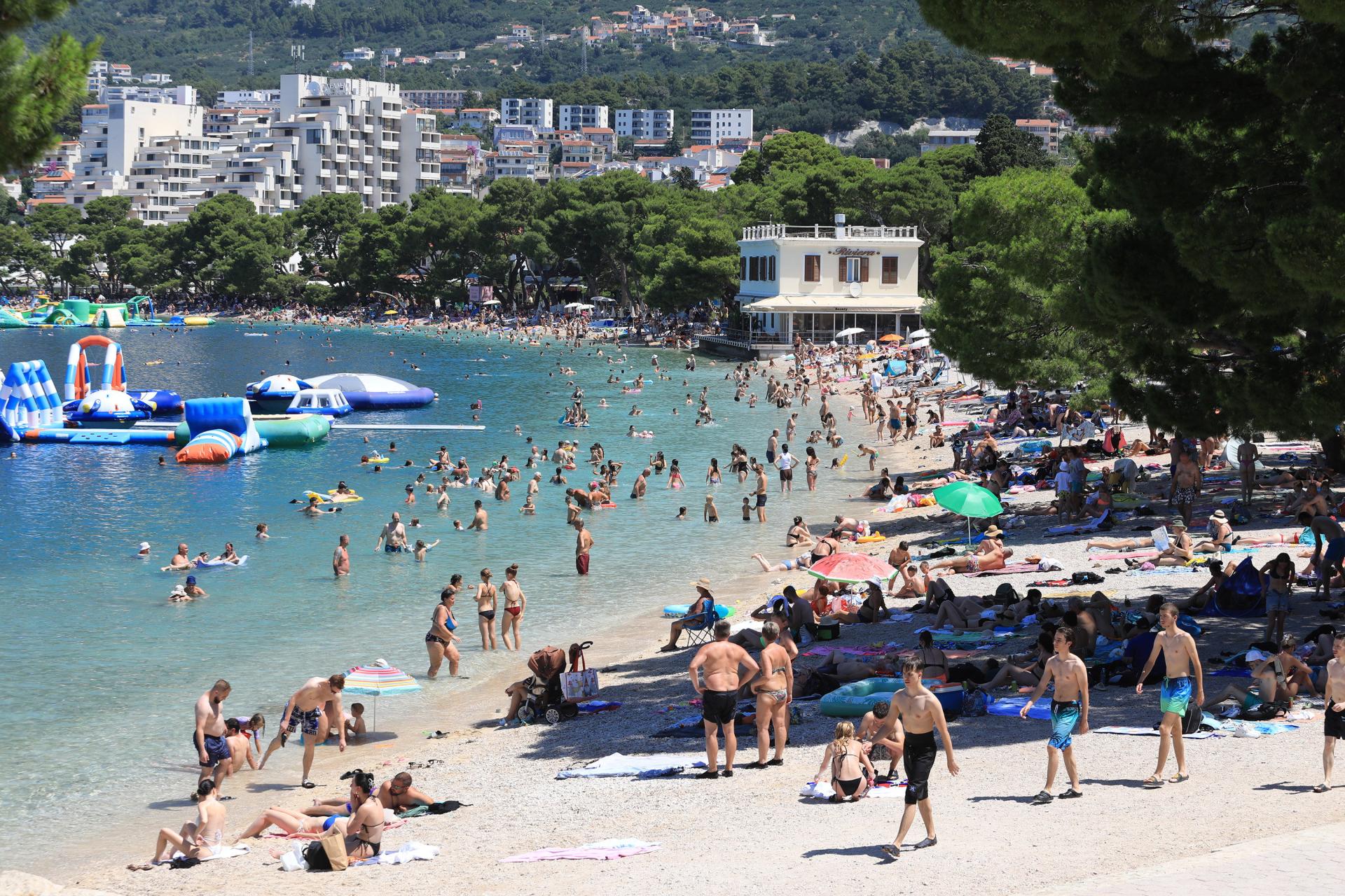 Često grintaju na njih, ali ovi su gosti spasili makarsku predsezonu; Nijemci jedva u top pet