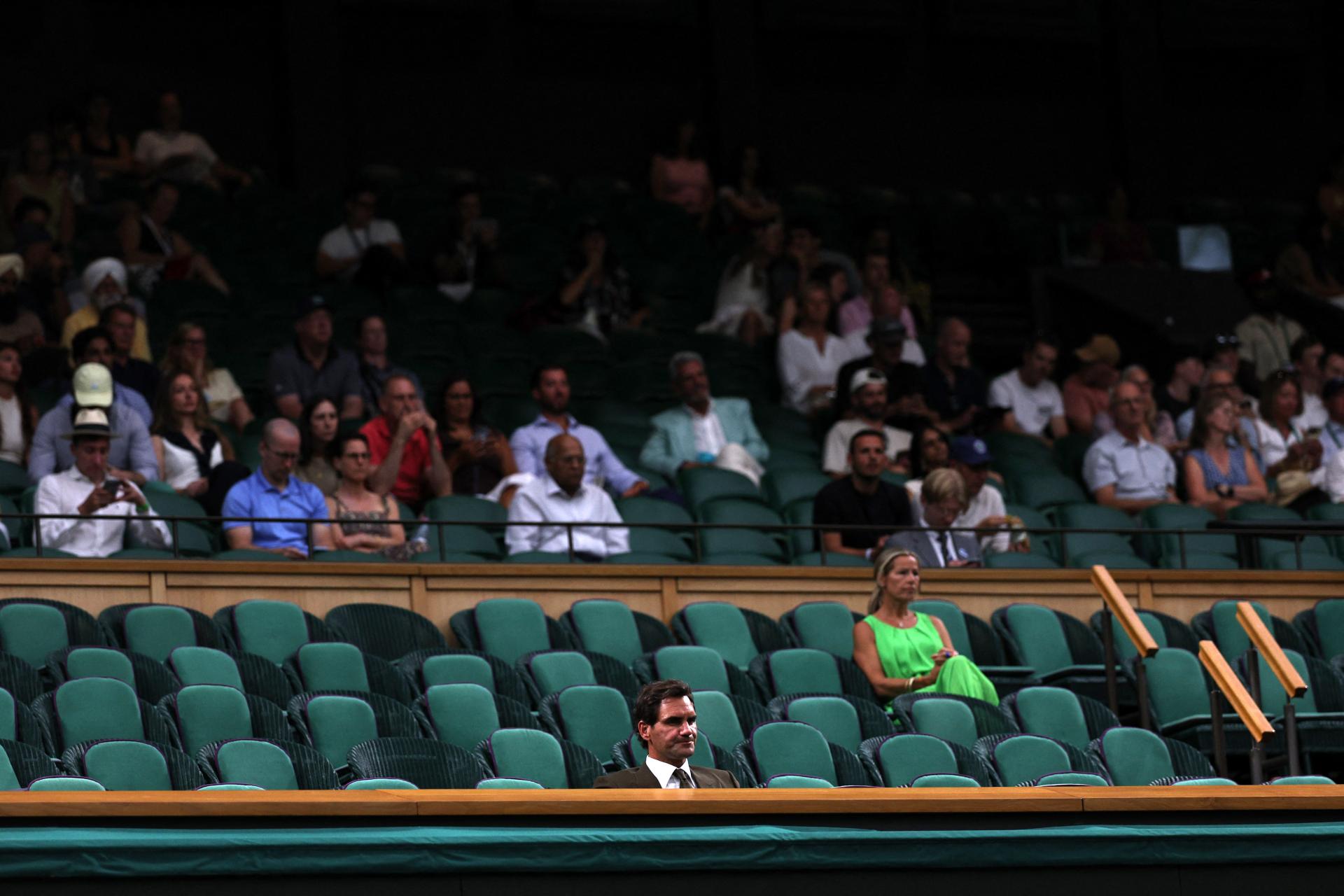 Hit fotografija Rogera Federera s Wimbledona danas je među najdijeljenijima, ovo morate vidjeti!