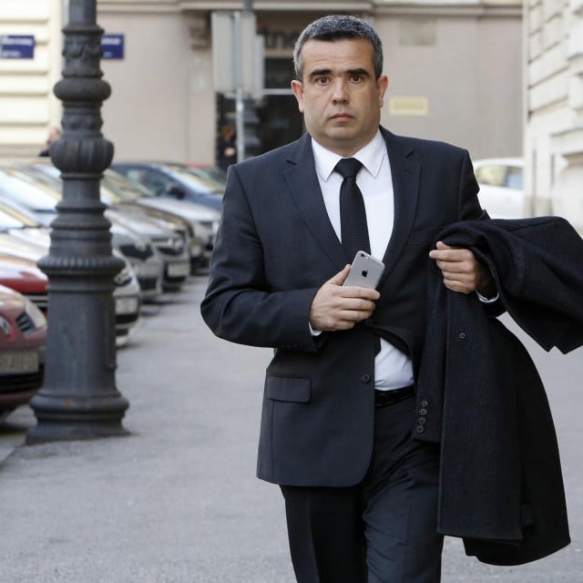 <p>Mihanović dolazi na čelo Veleučili&scaron;ta &lsquo;Marko Marulić&lsquo;, čiji je broj studenata u posljednjih pet godina - prepolovljen&nbsp;</p>
