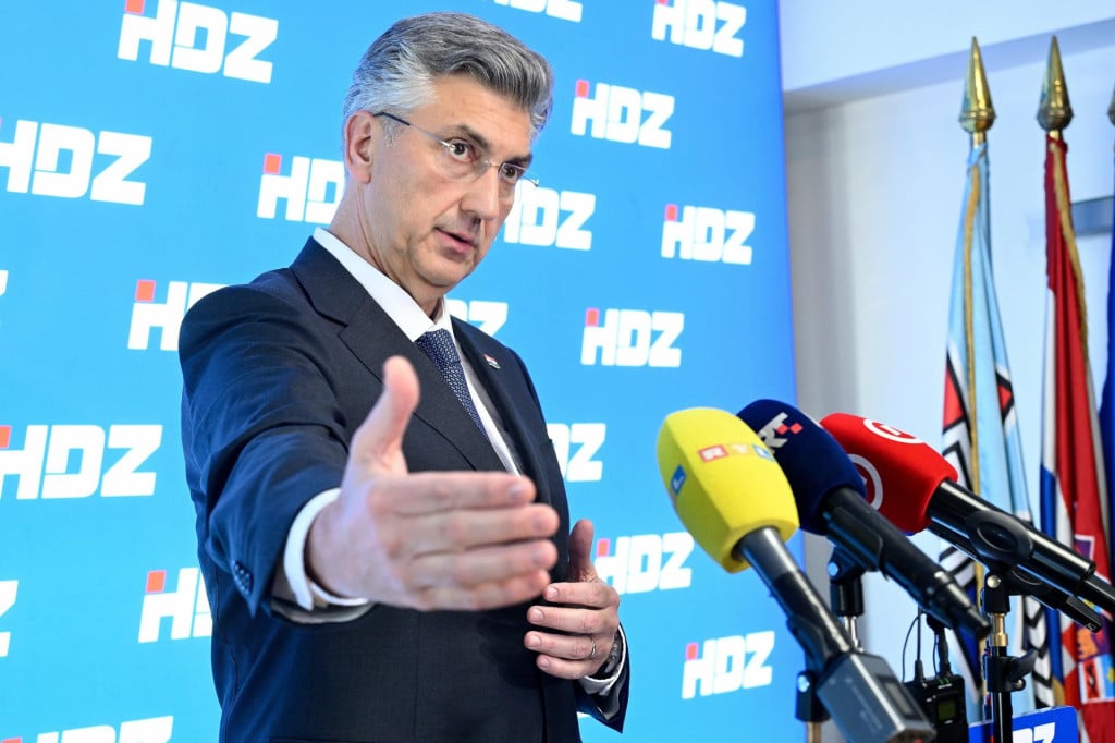 <p>HDZ je u prvoj polovici ove godine za redovne političke aktivnosti od donatora dobila ne&scaron;to manje od 102. 000 eura (ilustracija)&nbsp;</p>