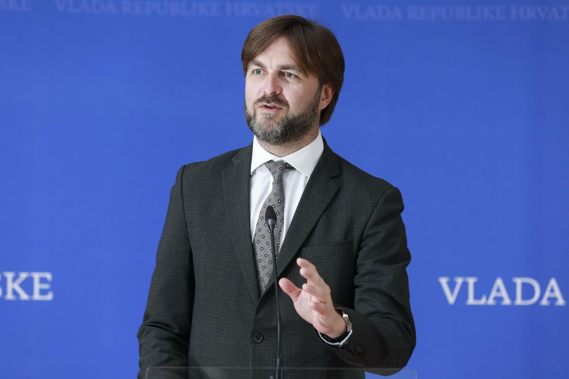Financijska injekcija za proračun, državna poduzeća uplatit će 60 posto dobiti; ministar Ćorić: ‘Ovo su izuzeci‘