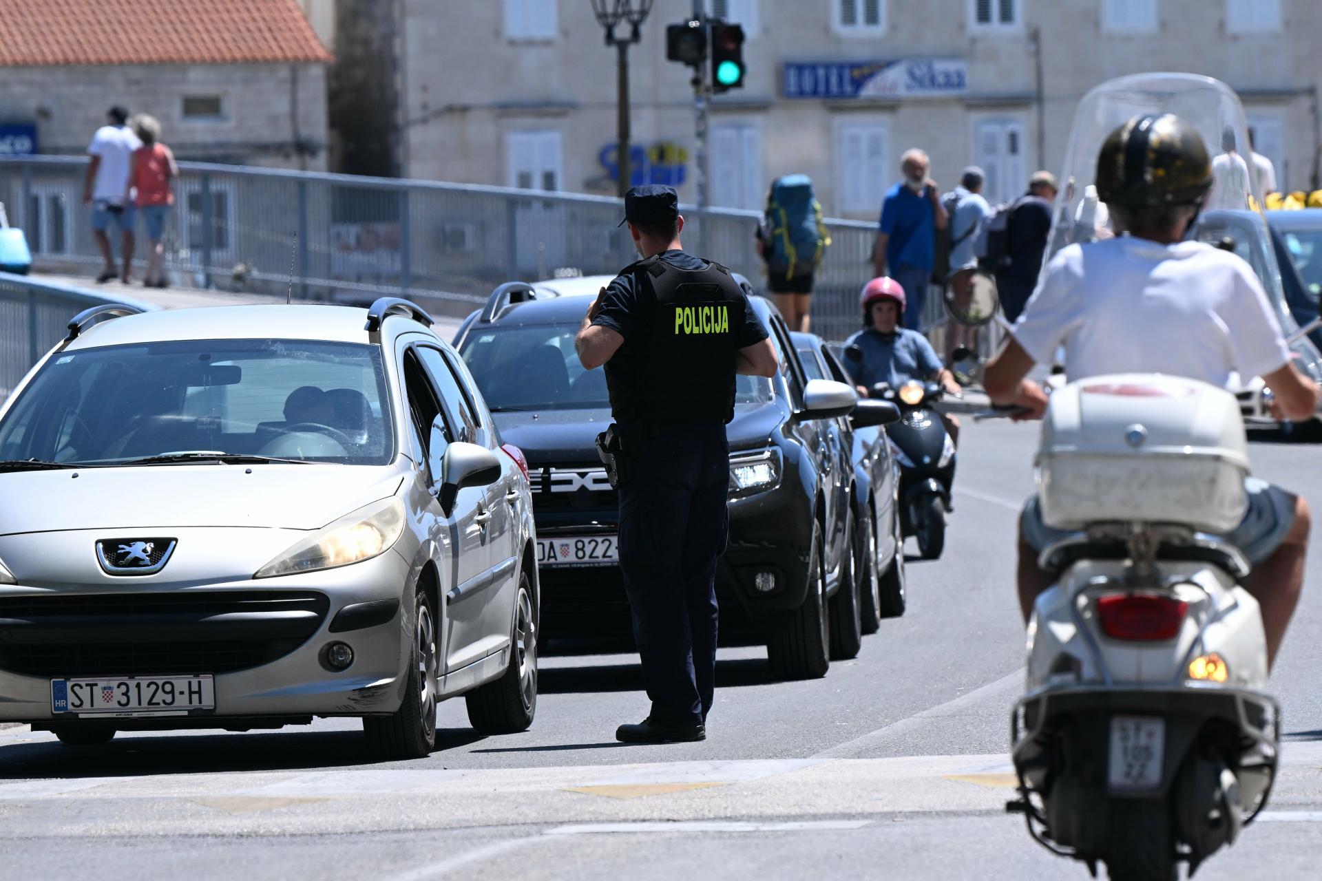 Nije dugo uživao u plijenu! Policija u Dubrovniku ekspresno pronašla 70 - godišnjaka. Pogledajte što je ukrao