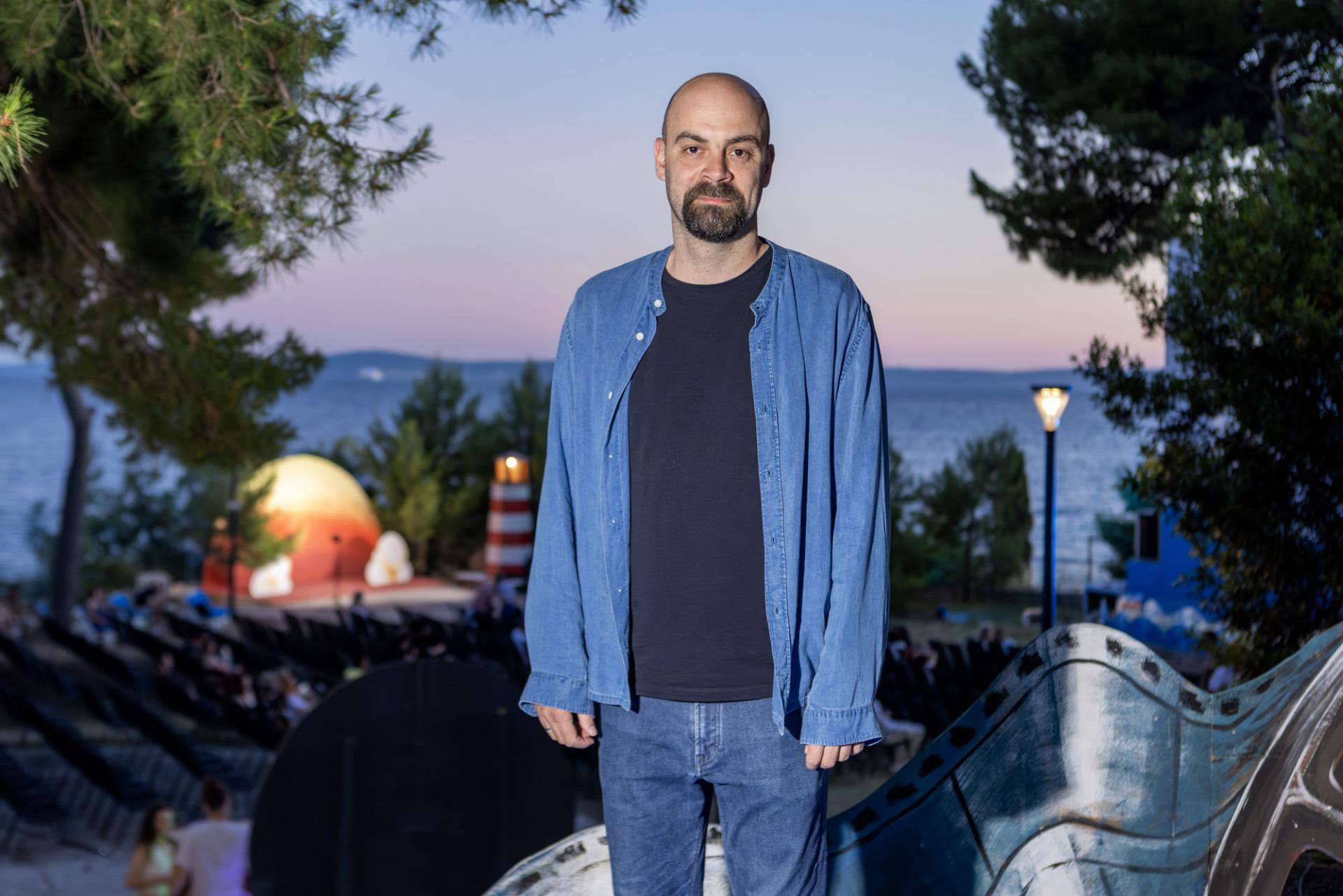 „Nakon očeve smrti nisam postao bolji čovjek, niti sam pronašao dublji smisao. Ostao sam ‘isti idiot’ kakav sam i bio"