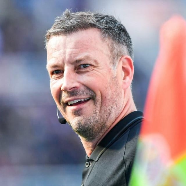 <p>Mark Clattenburg</p>
