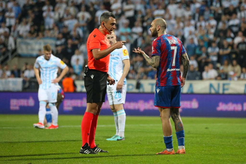 <p>Horatiu Fesnic i Anthony Kalik 2024. godine na utakmici Rijeka - Hajduk</p>