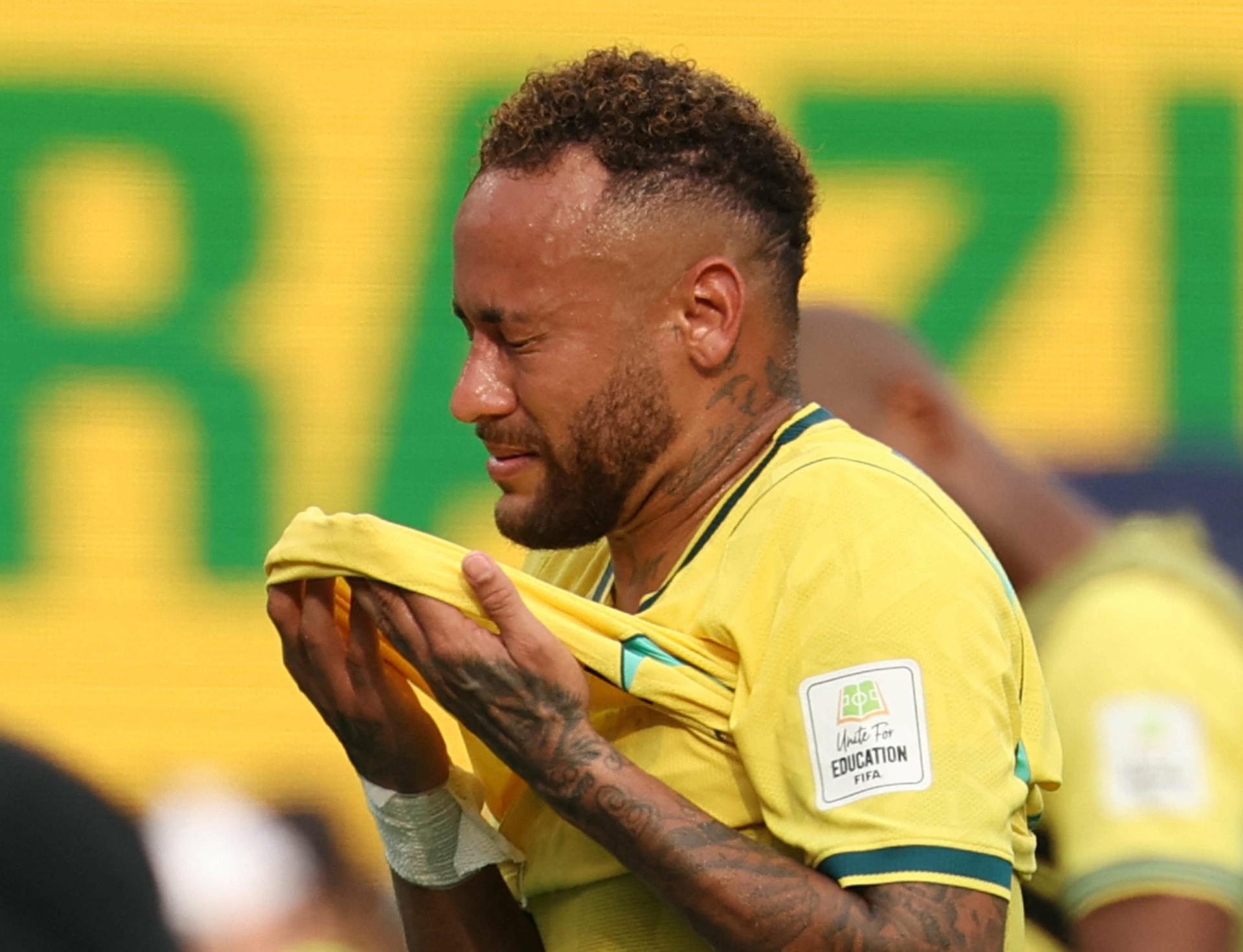 VIDEO Navijači u šoku! Neymar uhvaćen na djelu samo par dana nakon debakla na SP-u: ‘Nismo mislili da je to on..‘
