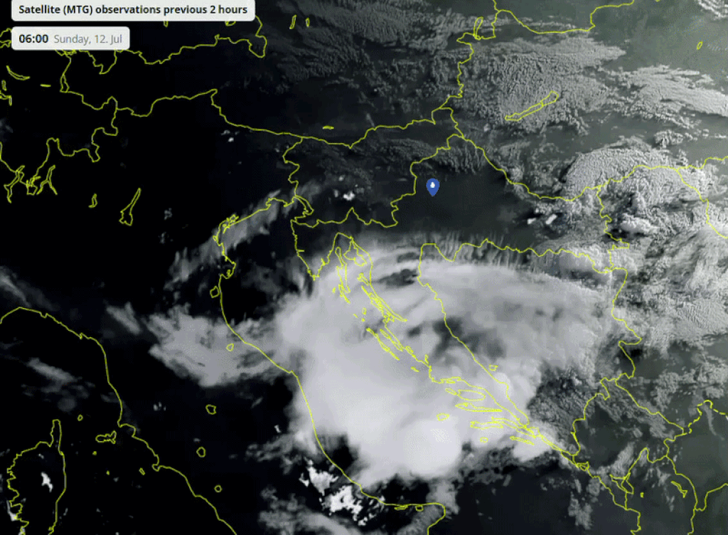 <p>Oblak koji je spasio Korčulu</p>