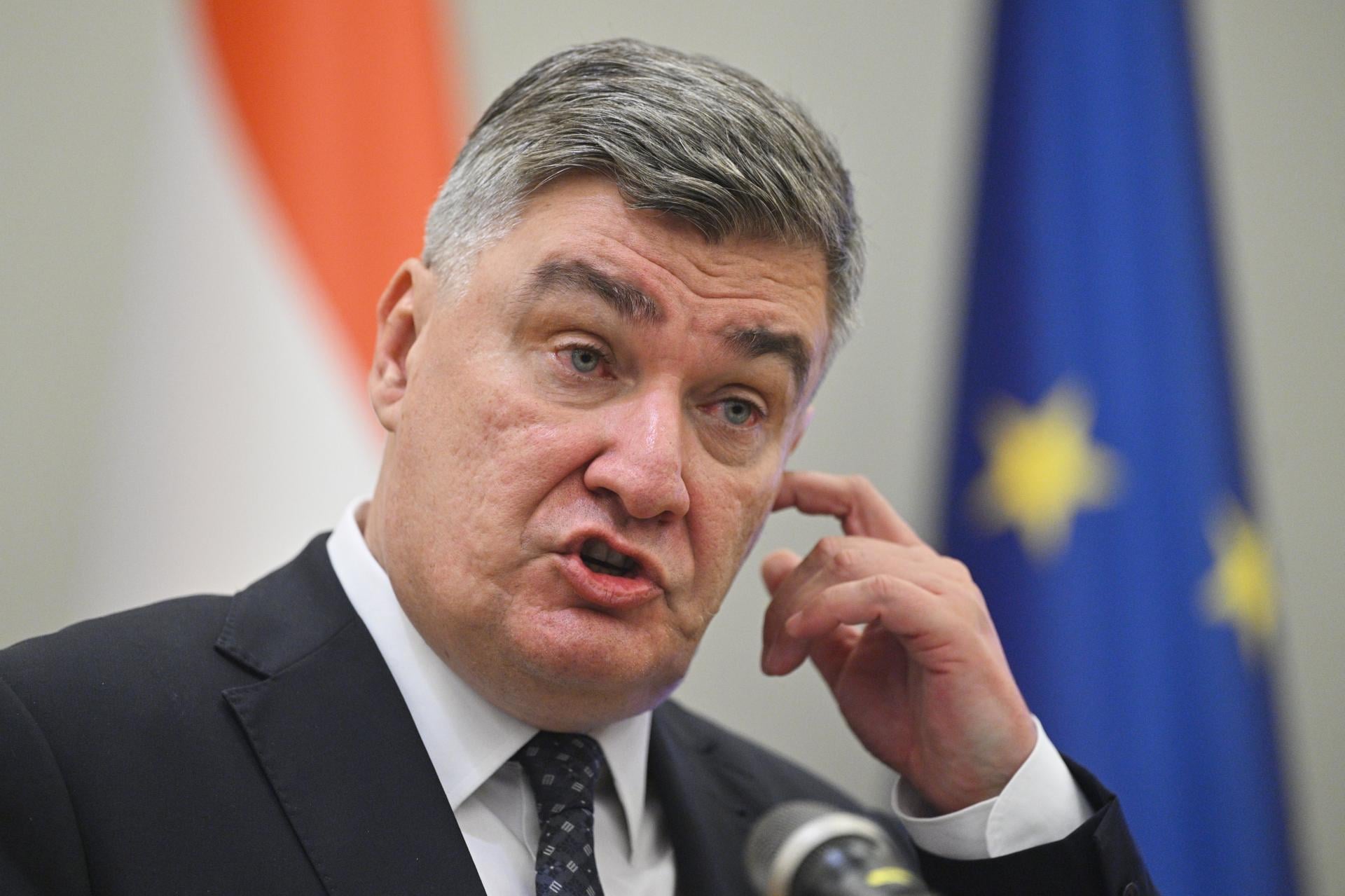 Predsjednik Milanović je oduzeo odlikovanja Glavašu. Zašto isti zakon nije primijenio u slučaju Perkovića i Mustača?
