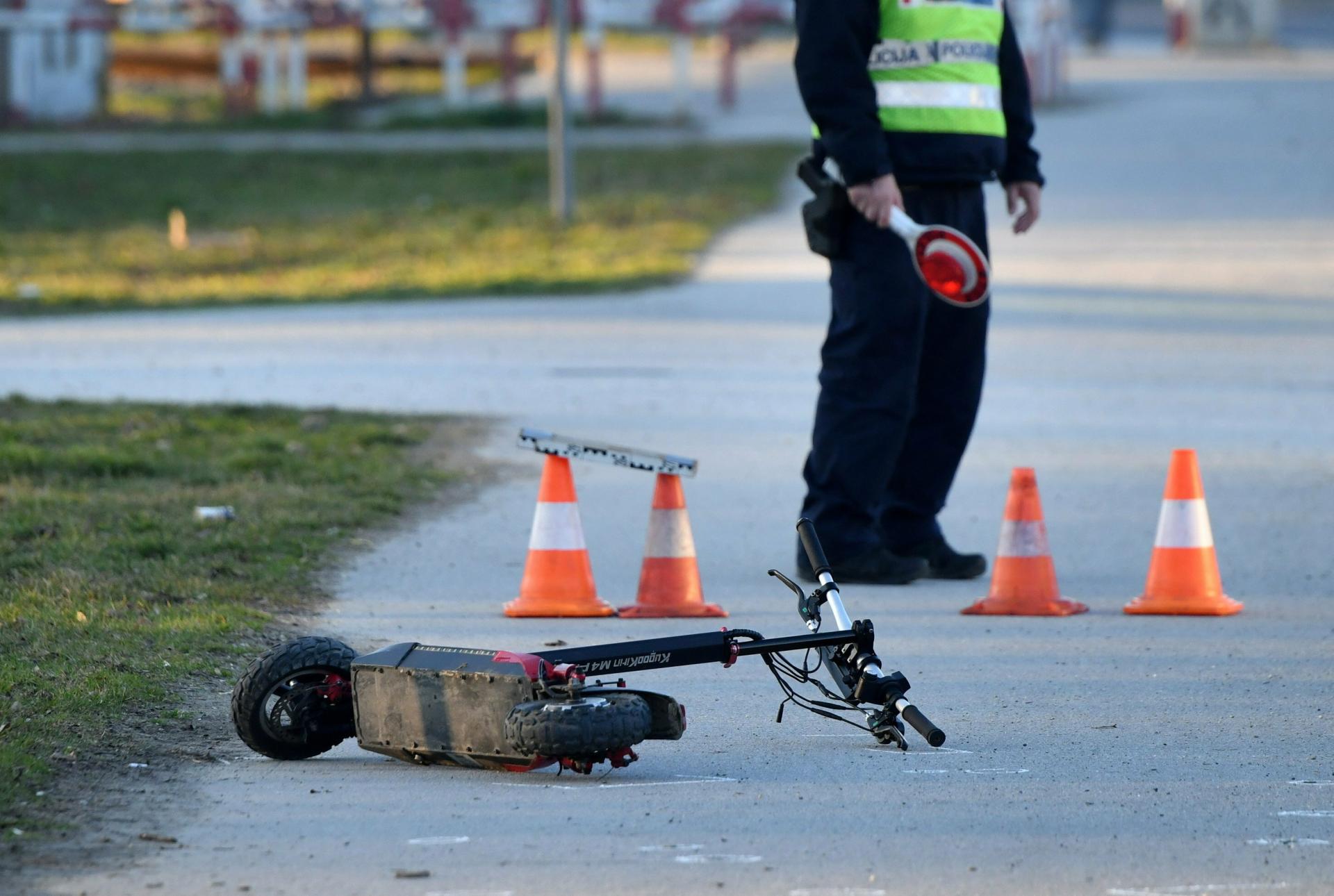 Tragedija u Njemačkoj! Dječak iz Hercegovine poginuo na romobilu, a jedan detalj nakon nesreće uznemirio je javnost