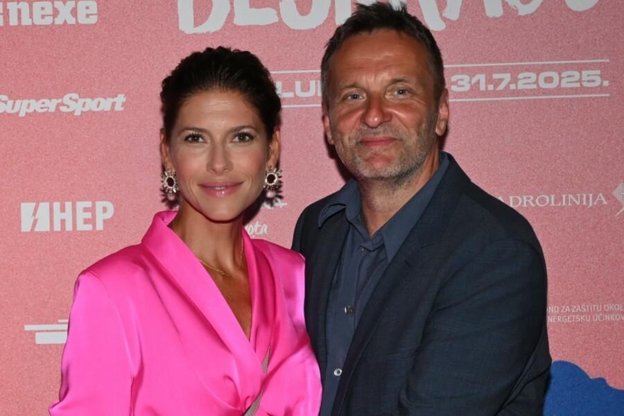 U tajnosti, daleko od znatiželjne javnosti, samo s najbližima: vjenčali se Jelena Perčin i Ante Gelo