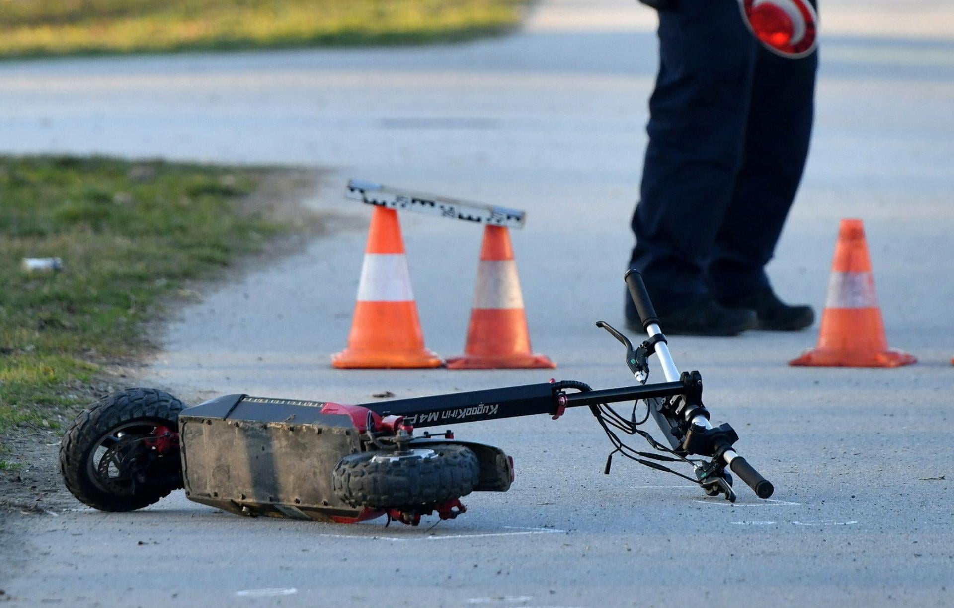 Vozač romobila iz Pirovca (30) sam je kriv što je teško ozlijeđen završio u splitskoj bolnici. Policija objavila detalje
