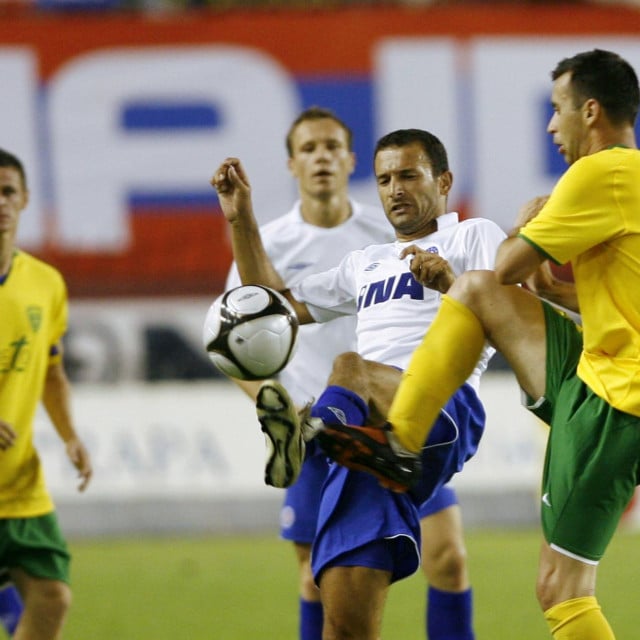 <p>Josip Skoko na utakmici protiv Žiline na Poljudu 6. kolovoza 2009. godine</p>