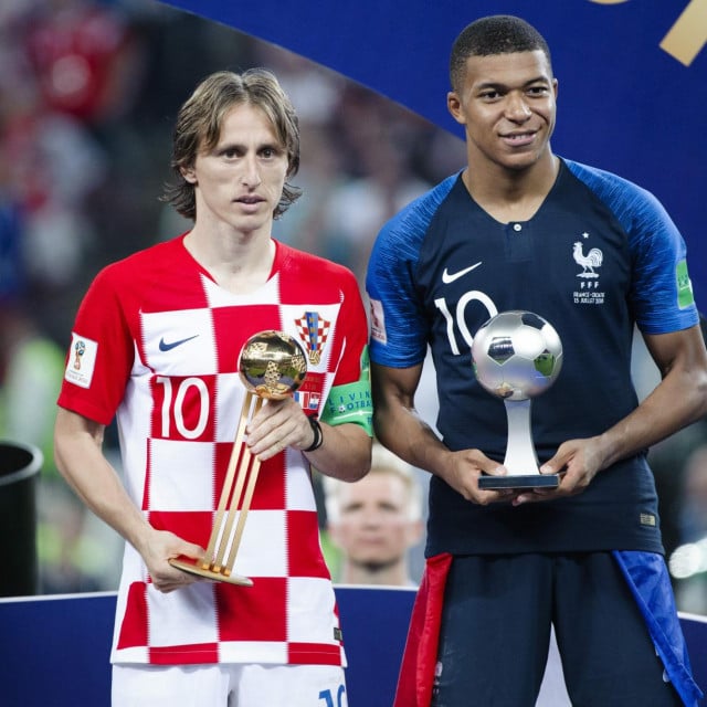 <p>Luka Modrić i Kylian Mbappe</p>