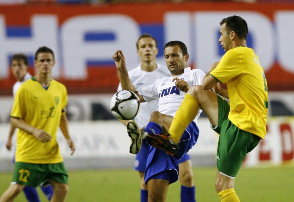 <p>Josip Skoko na utakmici protiv Žiline na Poljudu 6. kolovoza 2009. godine</p>