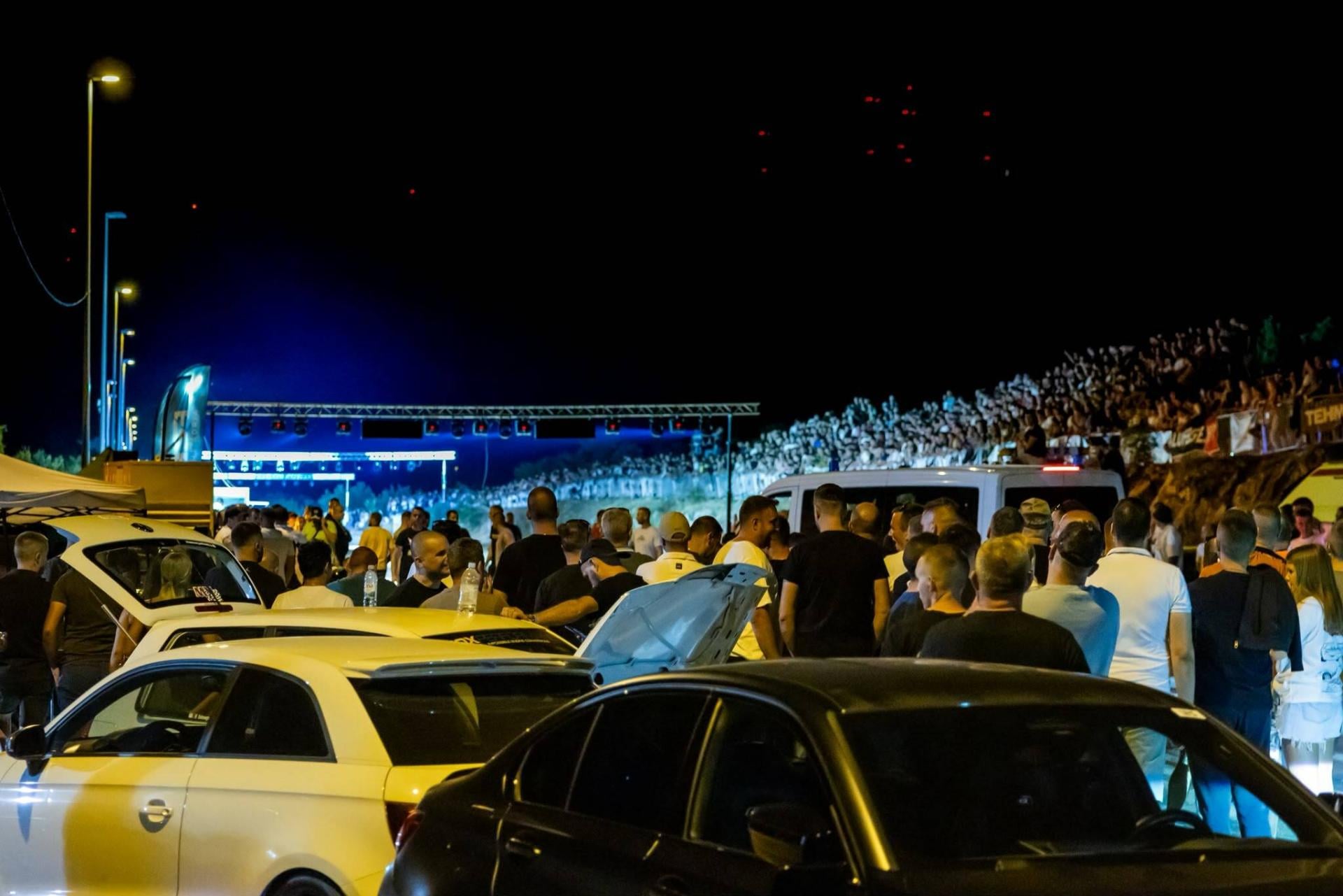 Više od 200 automobila iz cijele Europe, premijere i noćne utrke pretvaraju Sinj u središte oktanskog ludila