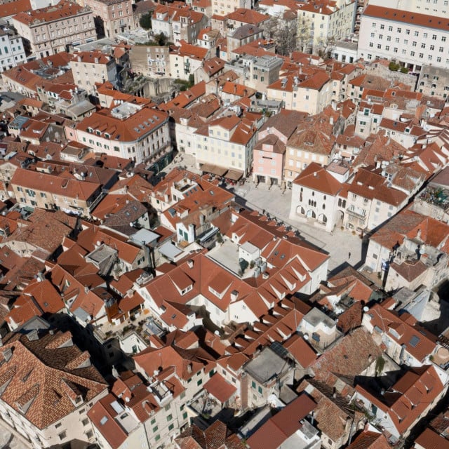 <p>Zavirili smo u konzervatorske planove za Split</p>