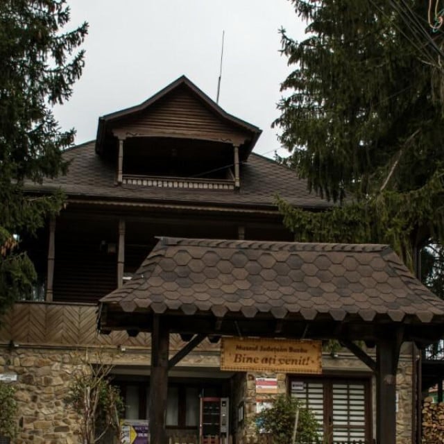 <p>Zgrada Muzeja jantara u selu Colti, u rumunjskoj pokrajini Buzau</p>