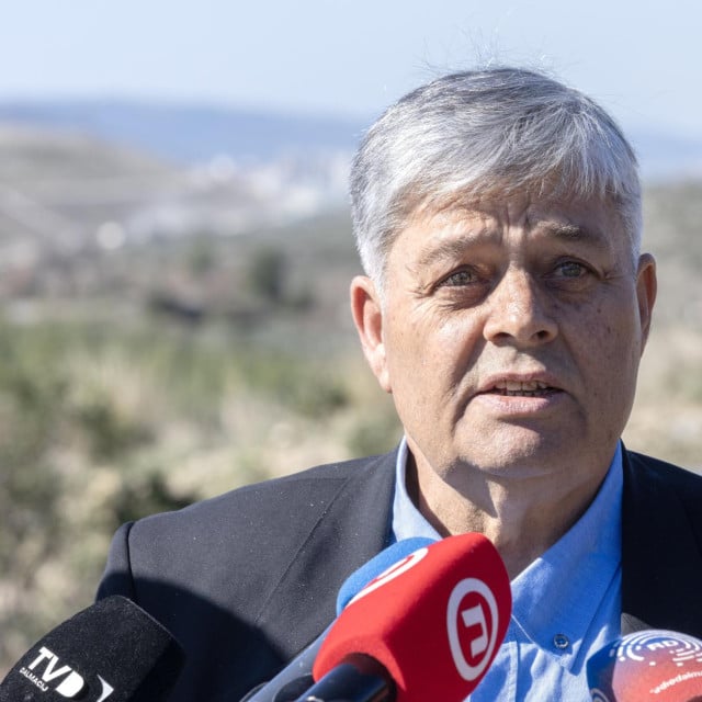 <p>Mate Buljuba&scaron;ić</p>