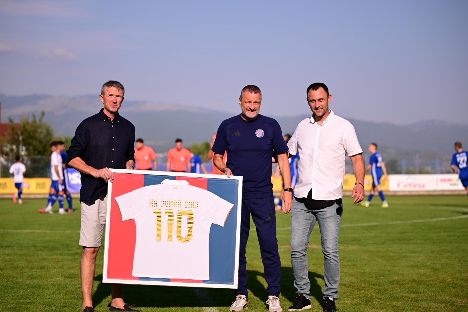 Velika fešta u Sinju: Junak proslavio 110. rođendan, Hajduk uveličao povijesni dan
