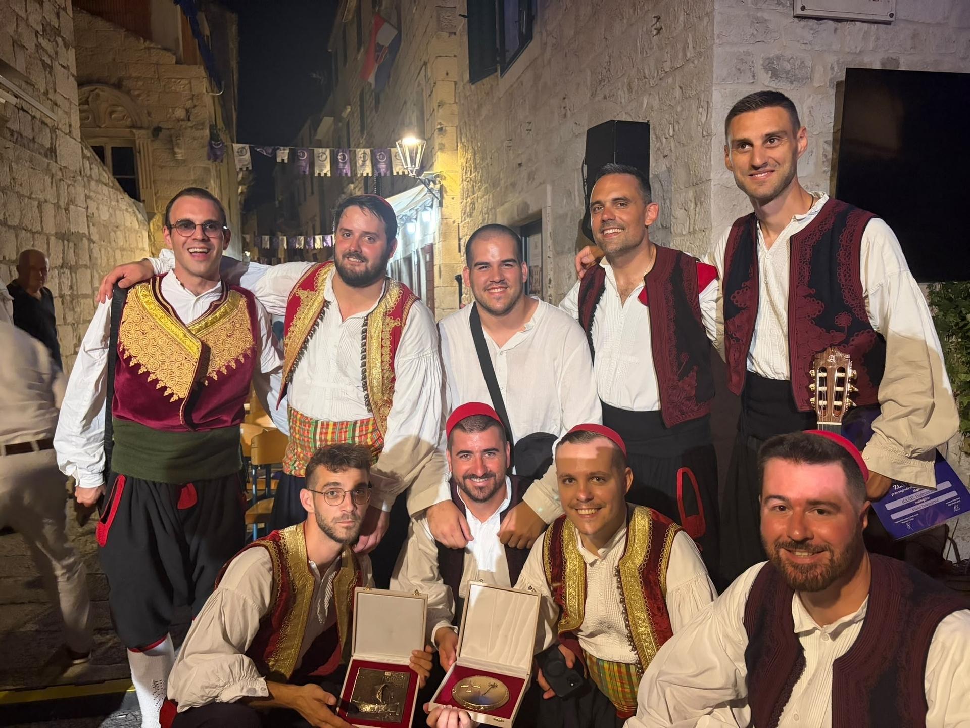 Dubrovačka klapa Kaše je osvojila prvo mjesto žirija i treću nagradu publike na najprestižnijem klapskom festivalu u Hrvatskoj,