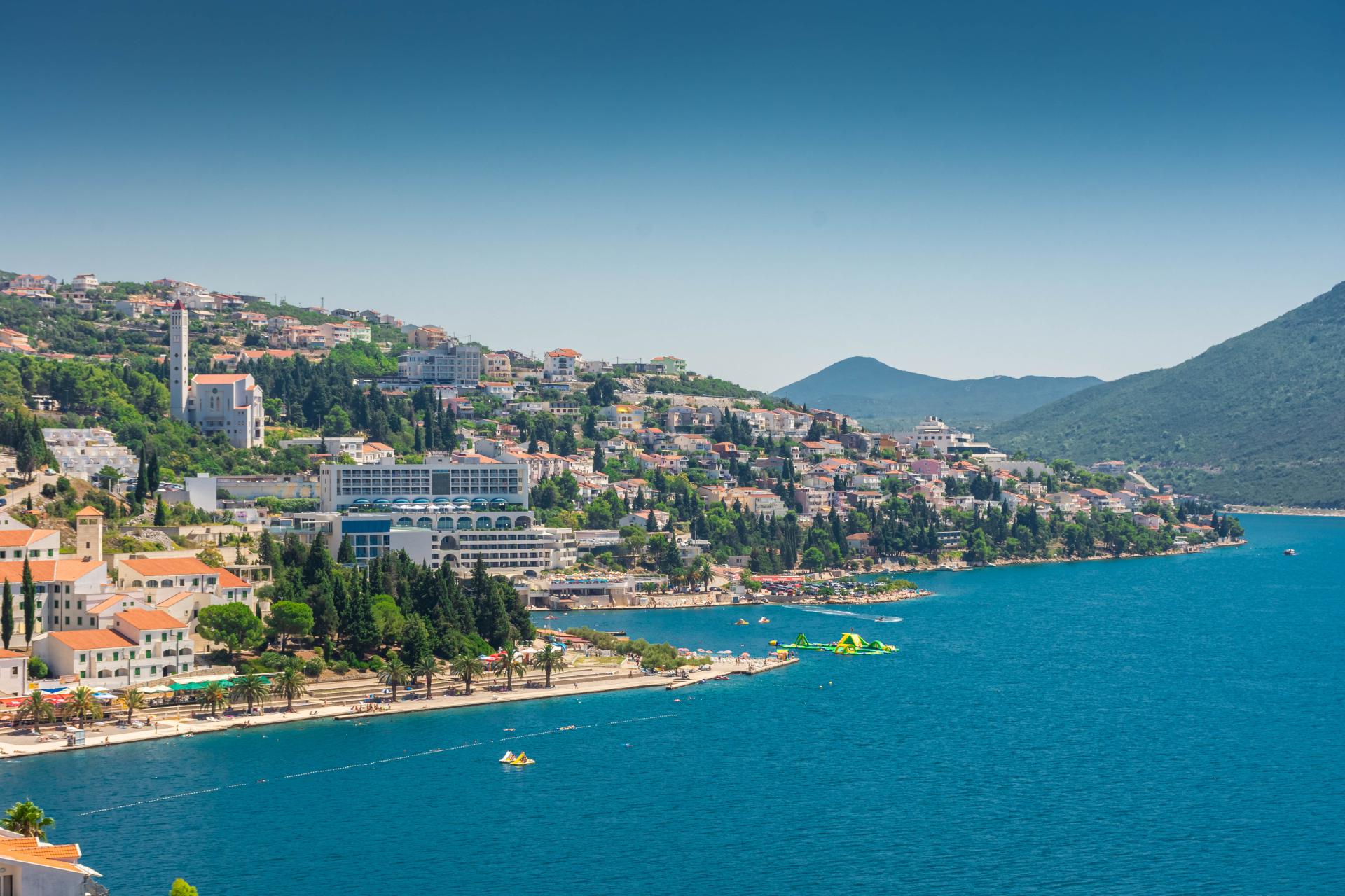 Kava za euro, ćevapi za pet! Ovo mjesto na Jadranu ruši cijene koje haraju hrvatskim obalom. Raj je za štedljive turiste