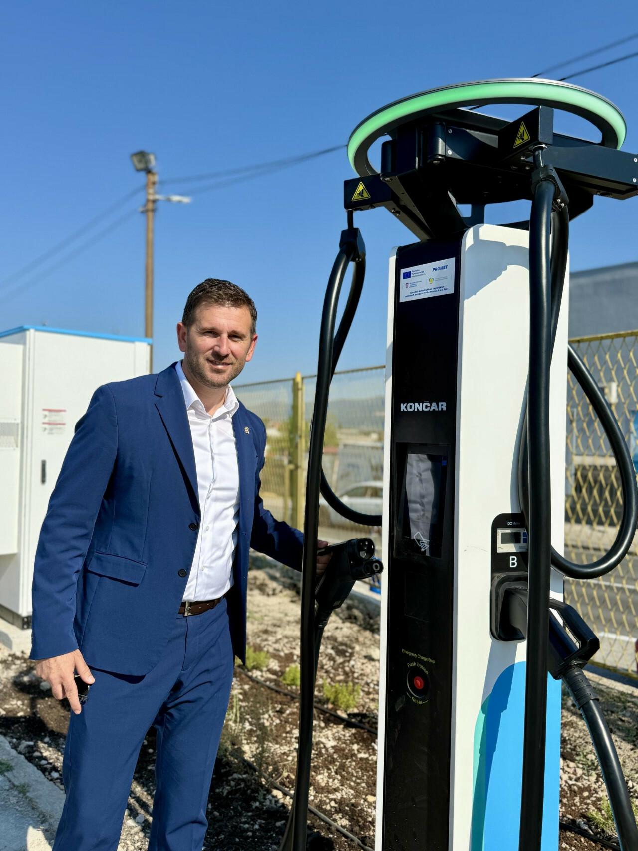 Ugovor je ‘teži‘ od 7 milijuna eura; poznato je kojoj će tvrtki Split platiti deset električnih autobusa