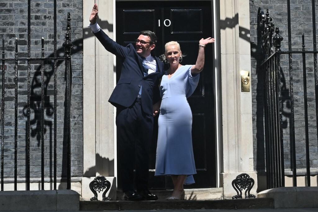 Navijač Evertona uselio se u Downing Street; Andy Burnham nije nimalo tipičan britanski premijer, ovo je njegova priča