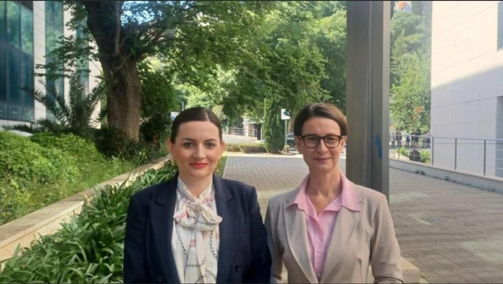 <p>Nata&scaron;a Đurović Đanović i Viktorija Knežević, gradske vijećnice stranke Centar</p>