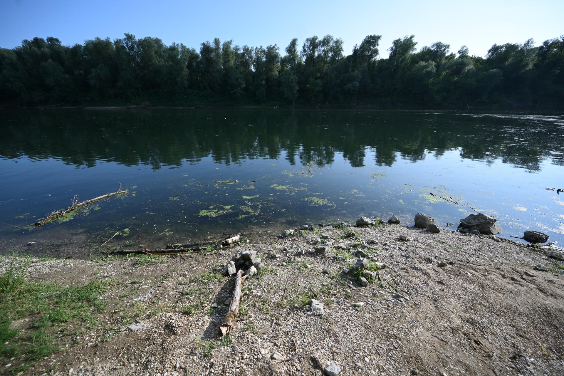 Tragičan kraj potrage na Savi: Pronađena tijela dvojice muškaraca, za trećim se i dalje traga