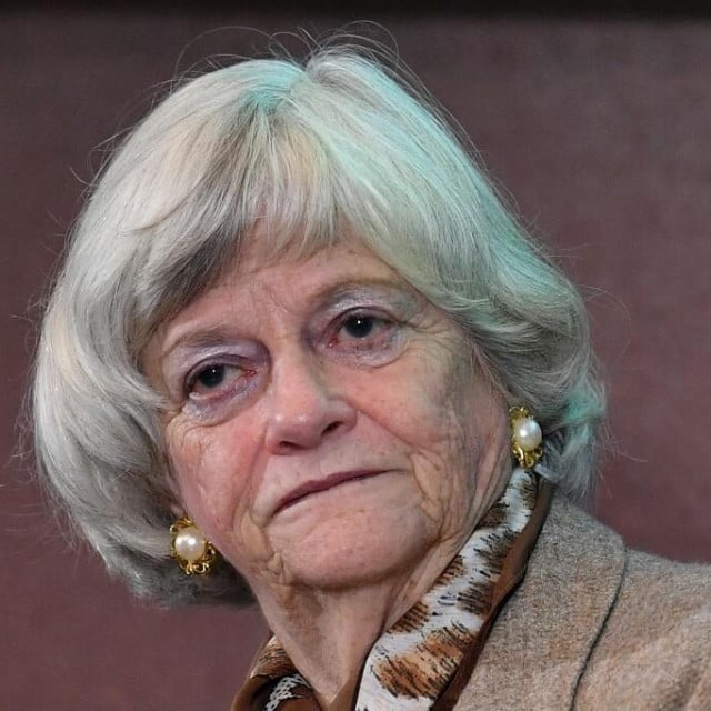 <p>Biv&scaron;a britanska ministrica&nbsp;Ann Widdecombe udarena je 21 put&nbsp;čekićem po glavi tijekom napada u svome domu</p>