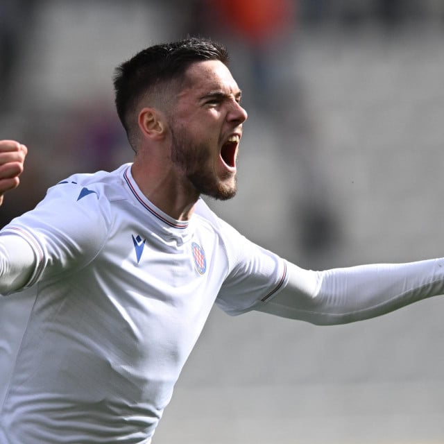 <p>Mate Antunović u dresu Hajduka</p>