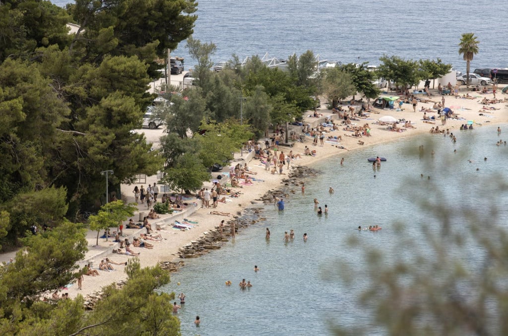 <p>Plaža Ka&scaron;juni</p>