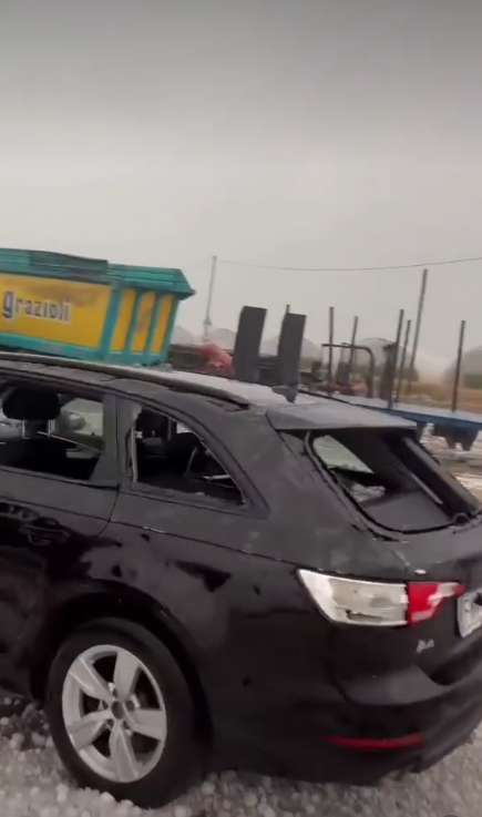 VIDEO Objavljena snimka luksuznog automobila, točnije onog što je od njega ostalo nakon goleme tuče: ‘Stani pa plači‘