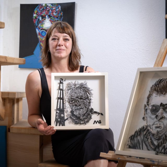 <p>Melanija Bartulović jedna je od rijetkih umjetnica na svijetu koja tehnikom quillinga izrađuje realistične3D portrete od papira&nbsp;</p>
