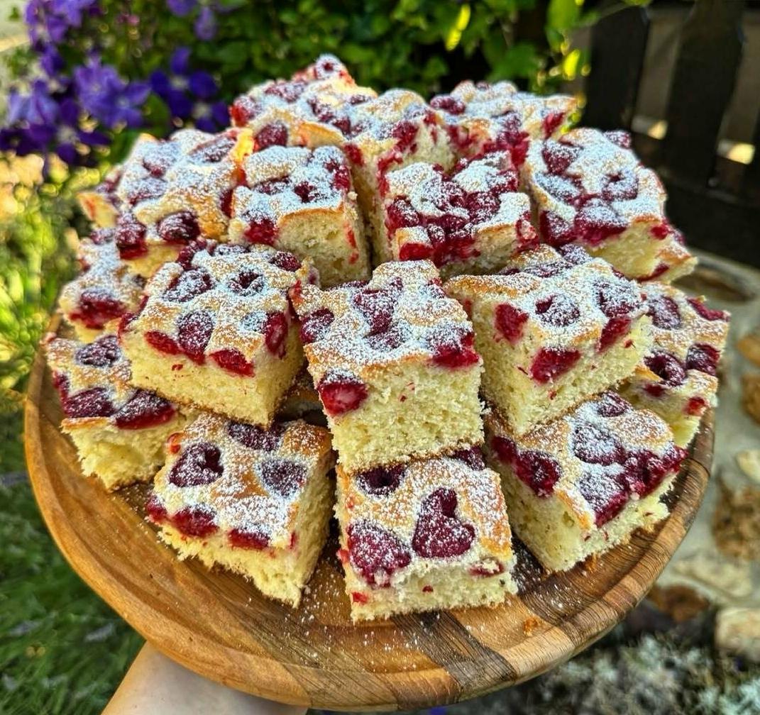 Dragana ima recept s kojim možete napraviti najsočnije voćne kolače! I one od maline, ali i od breskve, šljive, marelice...