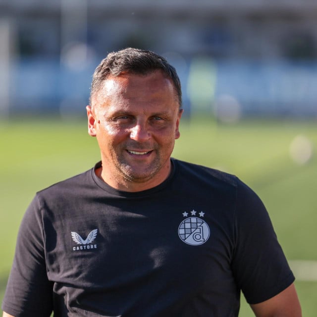 <p>Trener Dinama Mario Kovačević</p>