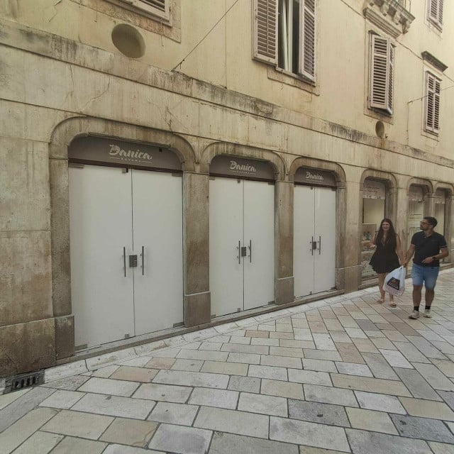 <p>Državni inspektorat je zatvorio gradili&scaron;te Danice</p>