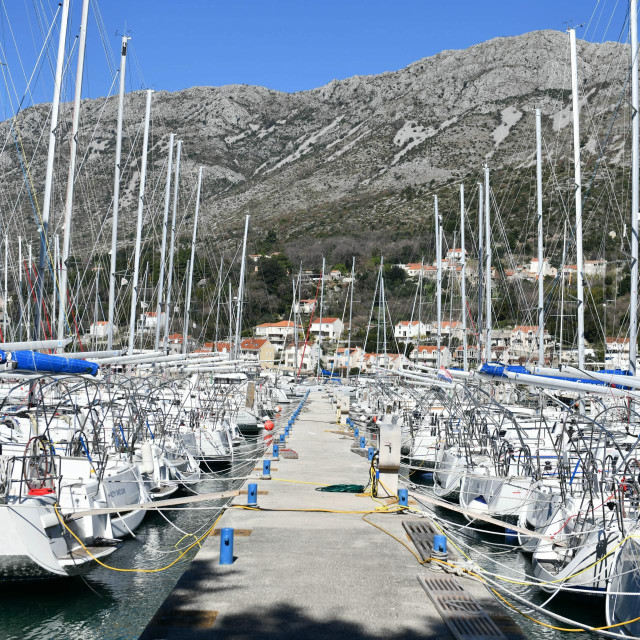 <p>ACI Marina Miho Pracat - Dubrovnik u Komolcu<br>
&nbsp;</p>
