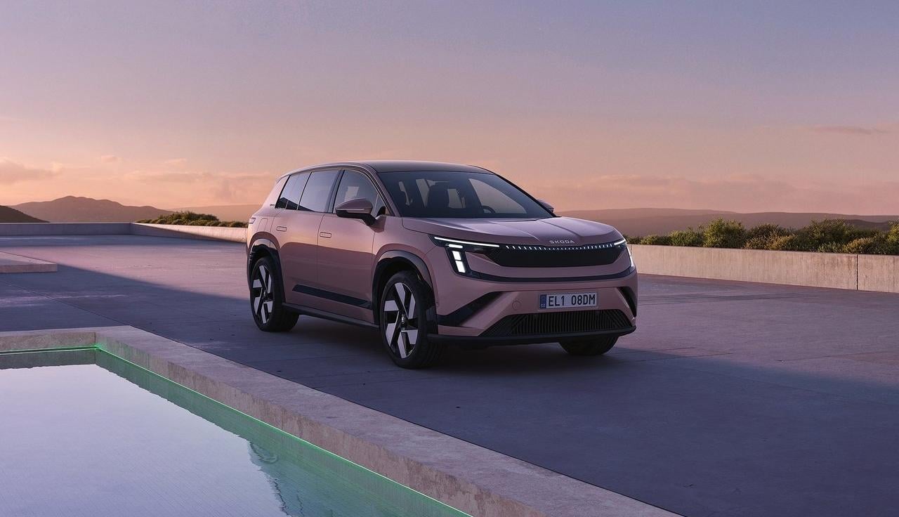Škoda lansira vodeći električni model brenda nudeći najvišu razinu udobnosti, prostora i tehnologije